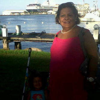 Mujer Venezola. Madre y Abuela.