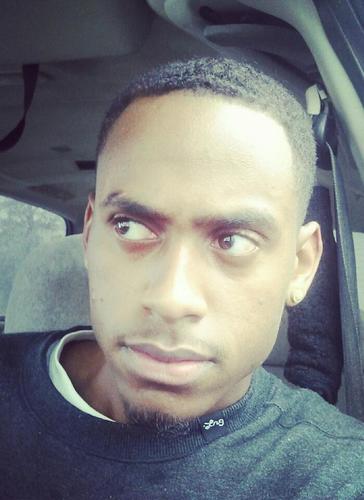 An Ambitious College nigga #On my road to RICHES at TSU  IG: finessed_em