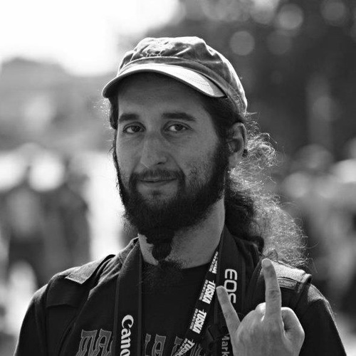 Italian metalhead, photographer, creative nerd. Based in Finland, Helsinki.