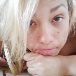 A gente muda por motivos, não pelo o simples fato de mudar. !      http://t.co/X9A2rt7G