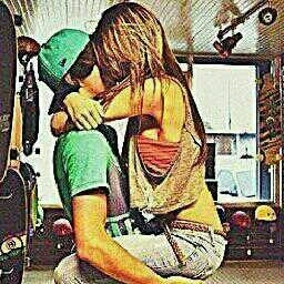 klaussarm's profile picture. 