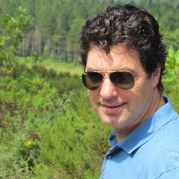Getrouwd, 2 kinderen (Sabine/David), werkt bij CCS - verzekeringssoftware, betrokken bij BKR, Poorterij, Cultuur in de Waard