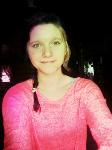 Heyyy ! follow and get a follow back . I didn't really want a Twitter . but I did it anyways . Haha . xD