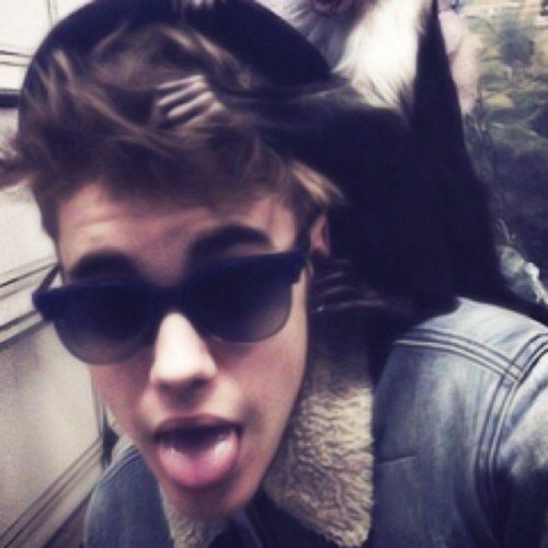 Hey! I'm the same person as @DaSupremeRaul :D 0/5 :( and just ask for a follow back :)