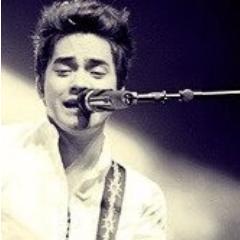 Fã Clube dedicado ao @kobarestart guitarrista da @rockrestart || FC criado Dia: 13/07/12 || Dono : @Socratis_ SOU MENINO