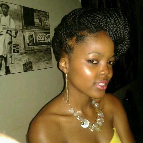 Ndiyi fireball ya le party||im the fireball of the party||bubbly||cause of celebration
Follow my tweetheart @xtina_fengali
@Beyonce is god