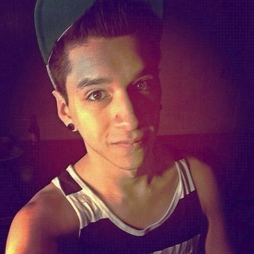 Follow me and on instagram @AndrewAlmanza