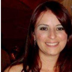 Consultora Imobiliária, estudiosa, determinada, budista e membro da BSGI.