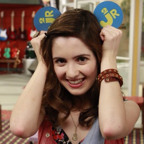 faux_ally's profile picture. Hi! Im Ally Dawson! Singer. Songwriter. My best friends are Trish, Dez & Austin! #TeamAustin {RP, Single}