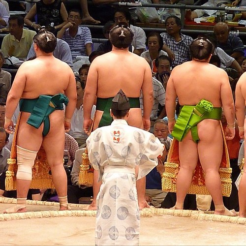 checkedbaggage's profile picture. I'm a Self professed Travel nut,  Travel Advisor, Travel Blogger and lover of all things travel related. Lived on 4 continents & want to see more,  join me...