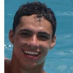 Ser feliz é deixar viver a criança livre, alegre e simples que mora dentro de você.