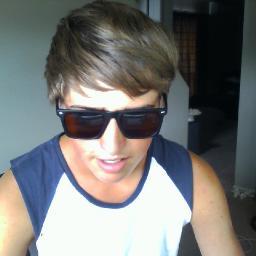 toby_apps_'s profile picture. Touch that follow button like its Keighley ;)