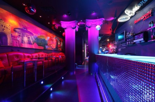 PENTEK, hottest new underground club.