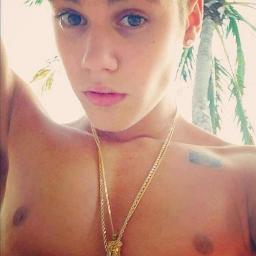 My inspiration and my life is @justinbieber . #Boyfriend . #BelieveTour . #Believe .. Mom and Dad are prepared? : D