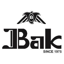 Since 1975, Bak has defined the essence of Malay traditional wear.