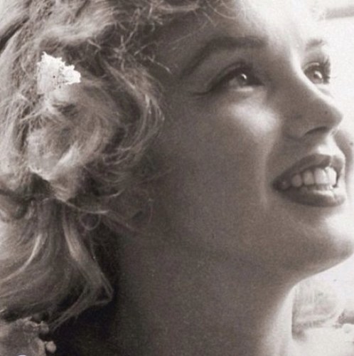 Hollywood is a place where they'll pay you a thousand dollars for a kiss, but fifty cents for your soul. @DarkDisney 18+