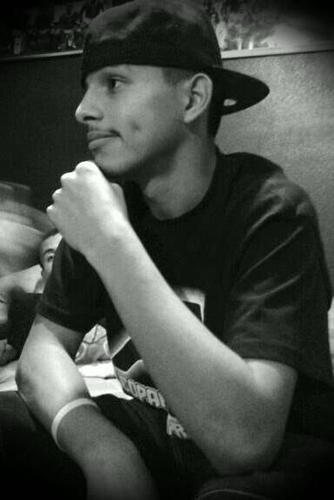 MannyEf's profile picture. 