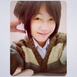แฟนฉันหล่อห้ามยุ่ง ห้ามจีบฉันด้วยเพราะรักแฟนมากเคนะ XD เลือกคนฟอลนะแต่ไม่หยิ่ง ไม่ได้บังคับให้ชอบฉันไม่ได้บังคับให้มาฟอลรับไม่ได้ก็อันฟอลไป จบ.