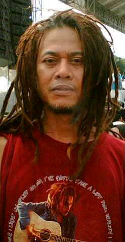Pengen kaya orang2 makan kenyang tidur pulas ..