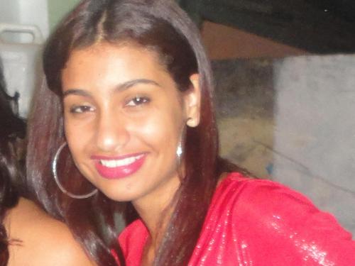 amooo música, principalmente as divas pop
se vcs tbm me sigam pleasee!