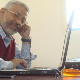 لا حياة للجبناء ولن يأخذ الروح إلا خالقها لا تخف قل الحق ولو علي نفسك و احترس ممن الغوا عقولهم عارفهم مين طبعا