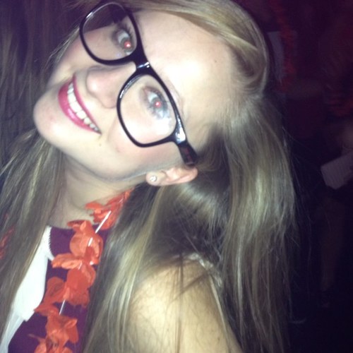 sophpeckham's profile picture. 