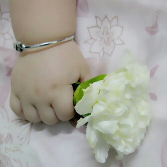 ‏لنا إحساس بس ماعاد لنا خاطر بشئ