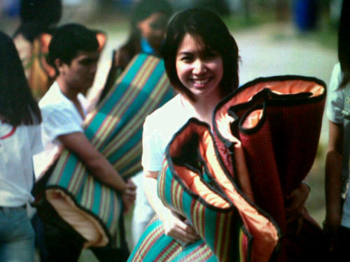 fon_atomss's profile picture. 