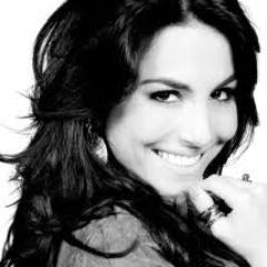 me sigam que sigo todos de volta
e aconteça o que acontecer nunca deixe de cantar _ bylly blanco #mesegue #sigodevolta