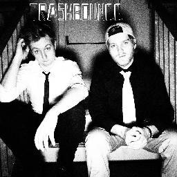 Techno | Producers | RocknRoll | Partymachers |
No Slickey Techno!