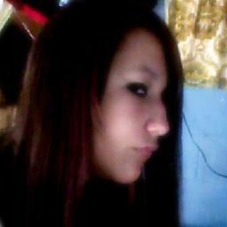 Una persona que jamas olvida lo que le dicen o hacen... Alguien que ciente!! Solo soy YO :$ Y soy la fan de-- @officialHBS :$$ LOS AMO