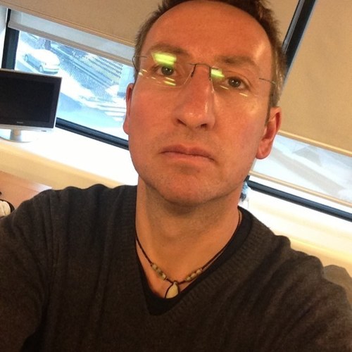 yhreuters's profile picture. @Reuters Chief Photographer Benelux - #EU institutions - #NATO