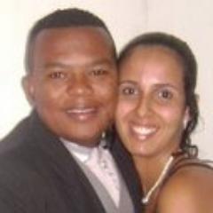 Servo de Deus,marido de 1 só mulher, pai de 2 filhas, avô da Geovanna e do Isaque,amante dos meus,simples,pratico,eficiente bem aventurado por ser salvo
