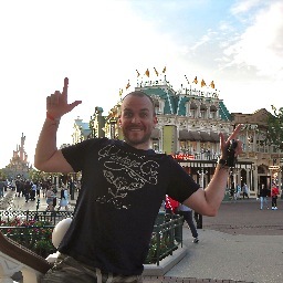 grayzo78's profile picture. we are all a wee bit lucky yeah