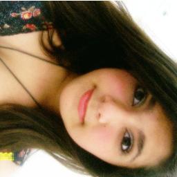 Apesar de tudo  ainda continuo sorrindo ...