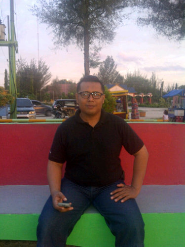 ijal_saf's profile picture. Semua yg baik dan benar harus di coba n dipelajari