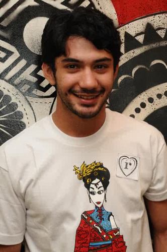 Dedicated to Reza Rahadian and fans of Reza Rahadian ☺♥