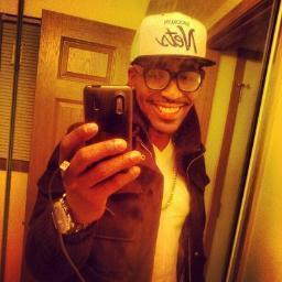 my name i arman (sounds like r-mon) im from chicago live springfield im 22 laid back cool as ever and a sarcastic asshole gotta love me OH YEAH I RAP MY ASS OFF