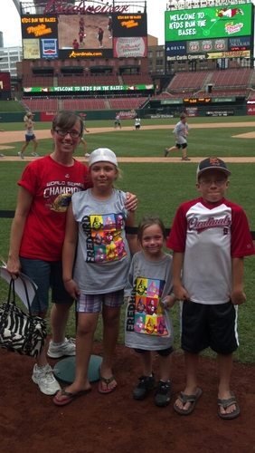 steve33cadwell's profile picture. Stick and Ball