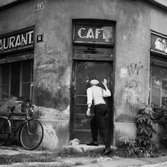 aomar_dhimi1's profile picture. سترحل عن تويتر يوماً وستبقى تغريداتك ترسم لنا صورتك .. كن جميلاً فوق الأرض وتحتها .... اللهم اجعلني احسن مما يظنون... واغفر لي مالا يعلموون..