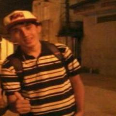 se for prá trair,não namore.se for prá iludir,não diga que ama.se for pra ser falso ,não vire amigo.