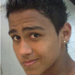 vivo de atitudes não de promeças '') 
17 anos, amo música, amo dormir e amo a @leegooby ^_^