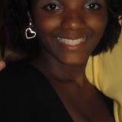 juleaandro's profile picture. (...) E assim eu vou vivendo, sem medo de arriscar, sem medo de ser feliz, mas sempre com a desconfiança de uma nova decepção!