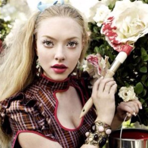 WonderlandMuse's profile picture. If I had a world of my own, everything would be nonsense. Nothing would be what it is, because everything would be what it isn't. || [[OUAT • MC ]]