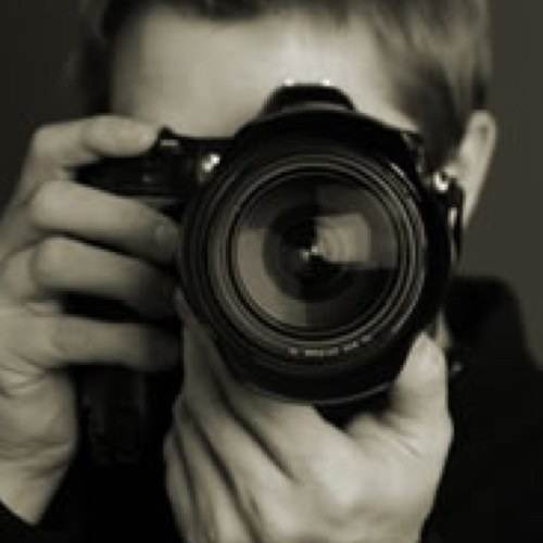 Featuring our favorite photos from around the world. Providing  photography resources for both amateur and professionals or those somewhere in between.