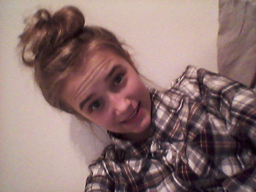You follow me-i follow you♥