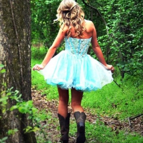 just your typical southern belle somtimes i gotta raise a little hell. Forever and always daddy little girl.