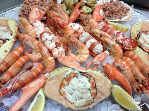 Wholesale & Retail supplier of Prime British Fish, Shellfish, Free Range & Specialist Poultry and Seasonal Game. Simon@wardsfish.co. uk.