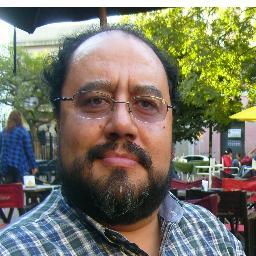 Bismarck_Pinto's profile picture. Soy terapeuta familiar, investigo el amor y me interesa la obra de Tolkien, hago poesía, canto y toco guitarra, tengo afición por la cartomagia