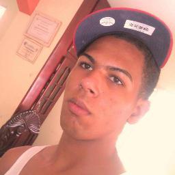 Humilde pero cotizaOo• Dando D que hablar نءسءسِتْ
